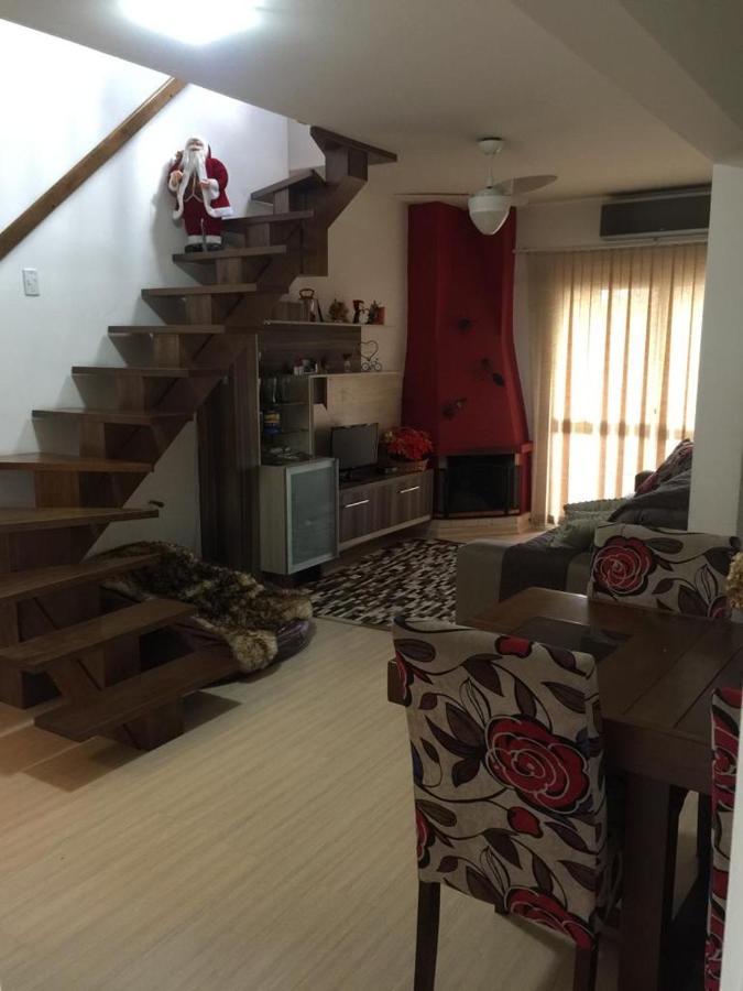 Excelente Apartamento Duplex No Centro De Canela Apartment Exterior photo
